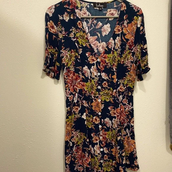 Lulus | Dresses | Lulus Button Short Mild Flare Skater Dress With Cute  Flared Sleeve | Poshmark